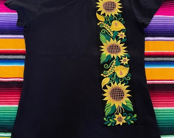 T-shirt brodé mexicain taille SMALL