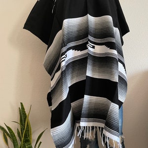 UNISEX - ONE SIZE - Mexican Poncho - Mexican Gaban - Cowboy and Cowgirl Cape