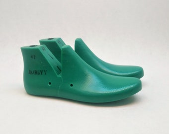 styrofoam shoe lasts for sale