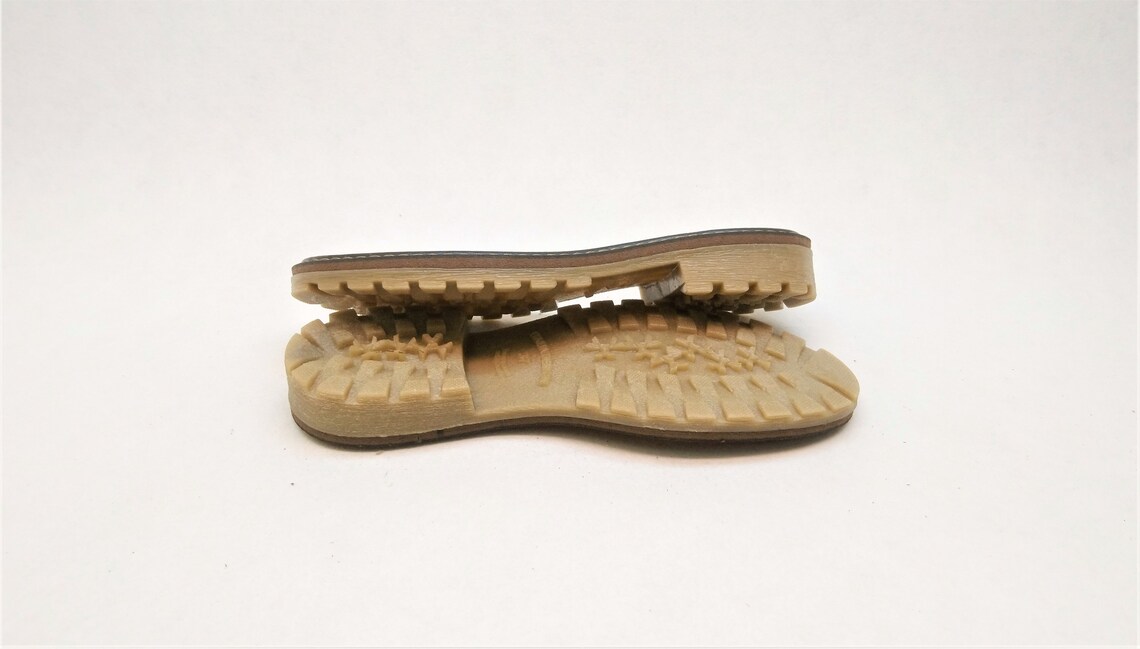 chaussure caoutchouc