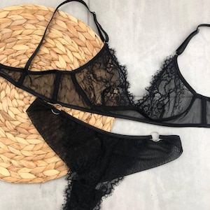 Ensemble soutien-gorge et culotte en dentelle brodée - Lingerie de mariée à bretelles, tenue de lune de miel