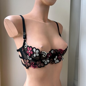 Embroidered Floral nippleless bra with support - ROXY Black lace transparent lingerie