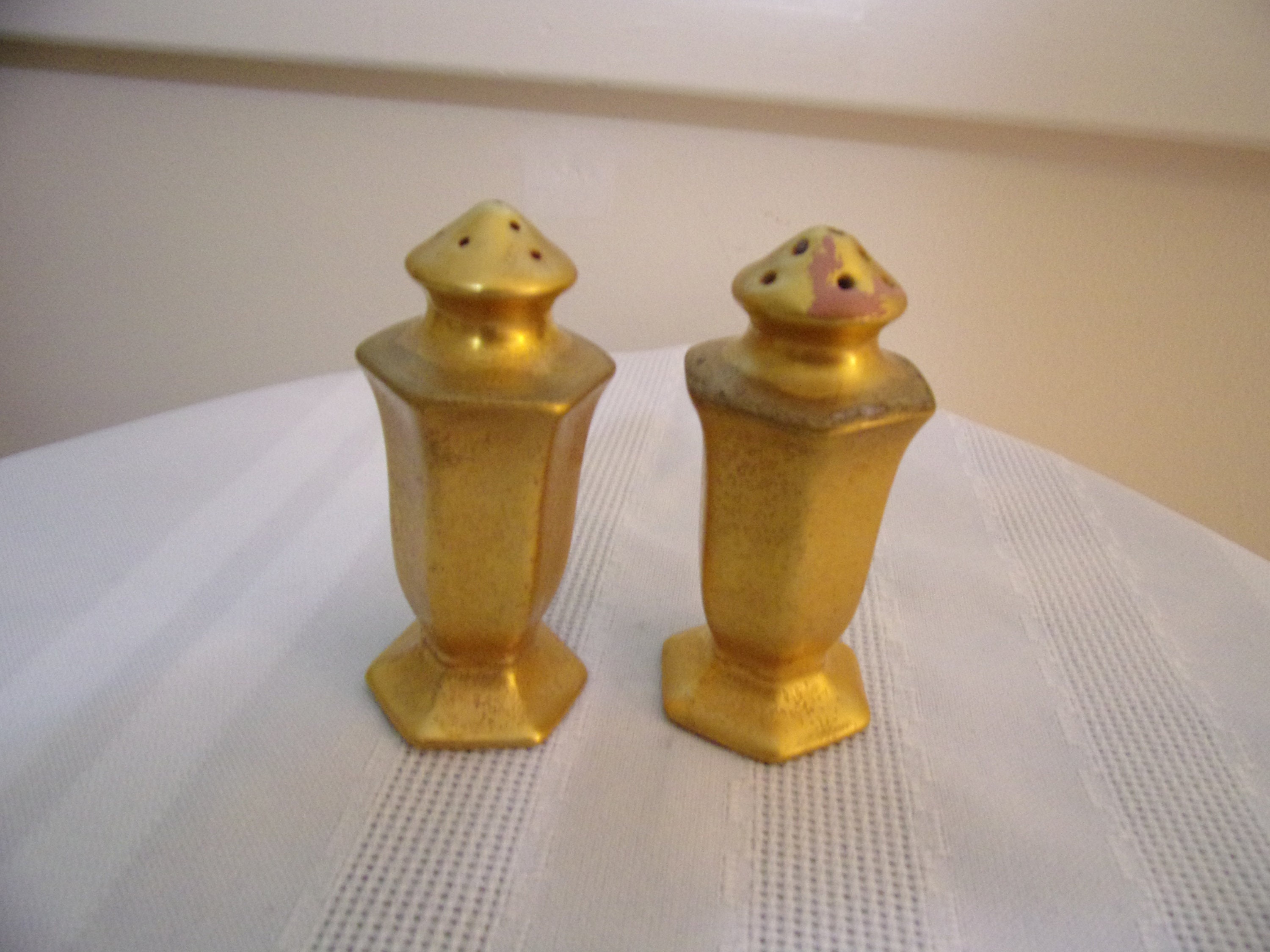 Vintage Gold Tone Salt & Pepper Shakers Etsy