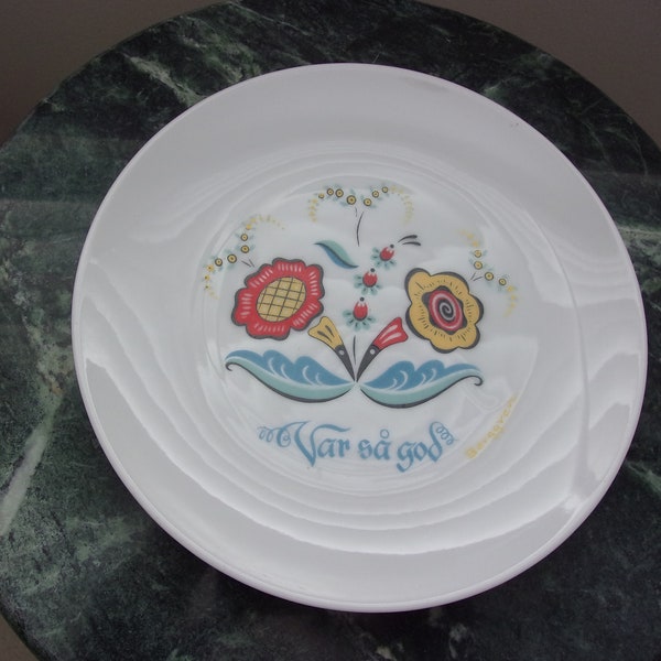 Vintage Swedish "Help Yourself" Berggren Original Decorative Plate