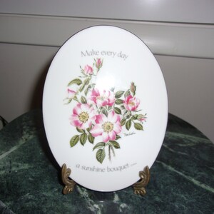 Vintage Porcelain Floral Sentiments &quot;Make Every Day A Sunshine Bouquet&quot; Plaque With Brass Stand