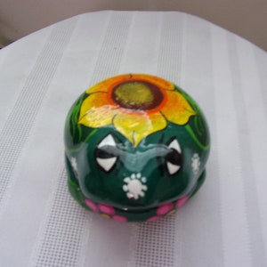 Vintage Handpainted Ceramic Frog Box