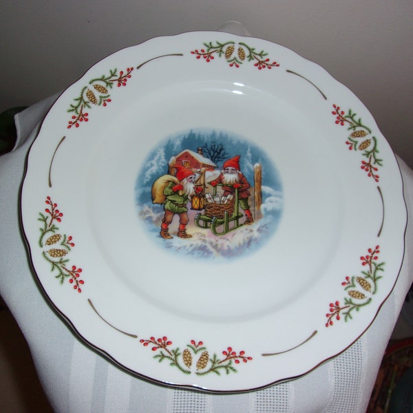 Plat de service Gnome vintage en porcelaine Christineholm Plateau Gnome édition exclusive Lars Carlson