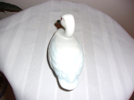 Vintage Handpainted Ceramic Swan Brush - image 4