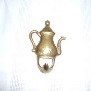 Vintage Brass Teapot Wall Hanging Tea Towel Holder