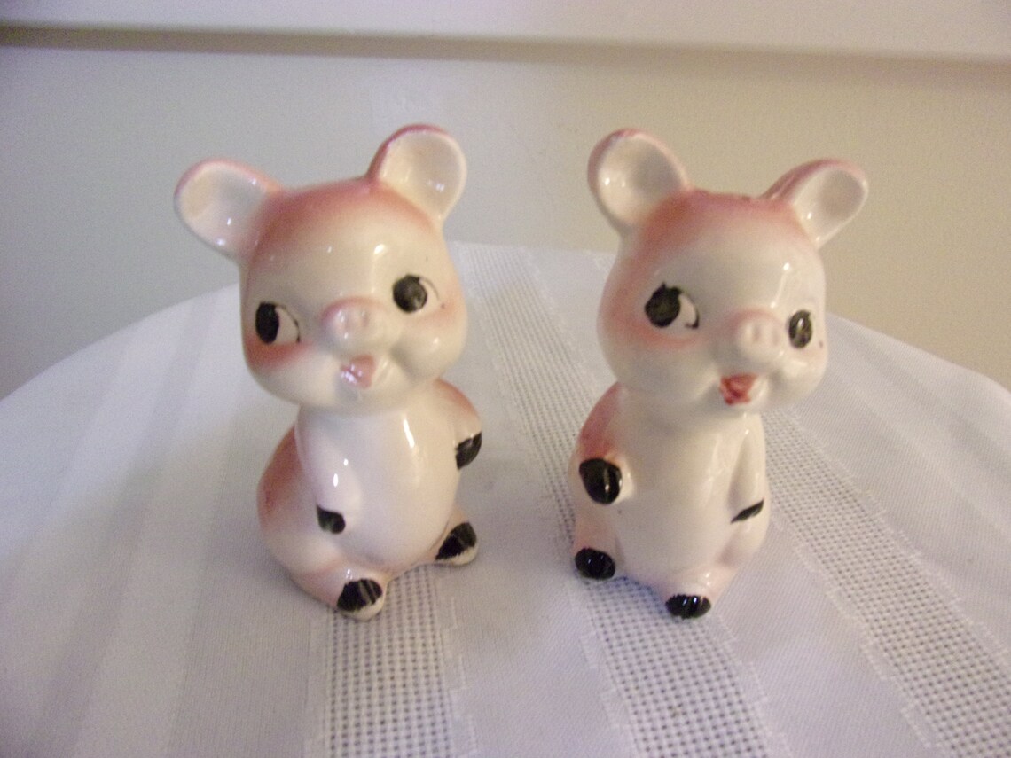 Vintage Ceramic Pig Salt & Pepper Shakers Made In Japan Etsy