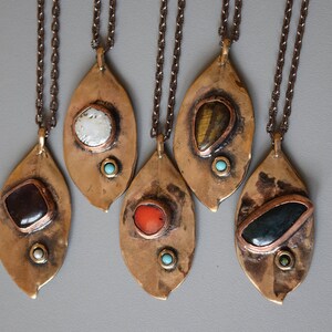 Collana di bronzo,mano forgiata,Collana di ametista,Collana di corallo, collana di perle, collana di pietra di nascita,collana di carta, collana di cristallo, charme