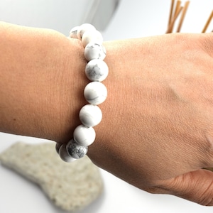 White Howlite  Bracelet,Bracelet for Women,Gift for Her,Protection Bracelet,Birthstone Bracelet,Crystal Healing Bracelet-Size choices,10mm