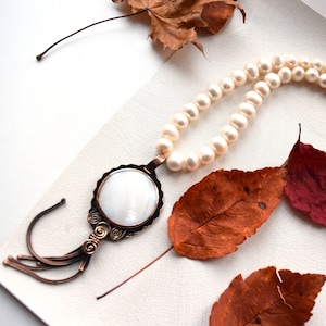 Pearl Necklace, Pearl Necklace with Mother of Pearl Pendant,Statement Necklace, Healing Necklace,Gemstone Necklace,Pearl Jewelry
