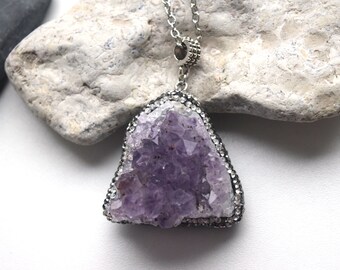 Raw Amethyst Pendant,Druzy Amethyst Pendant, Amethyst Jewelry,Raw Stone Pendant,Boho Necklace,Raw Stone Necklace,Healing Pendant