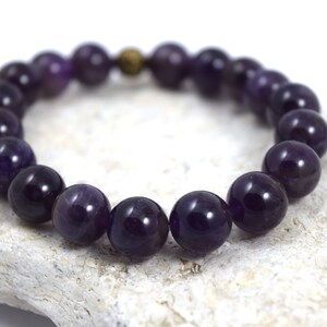 Amethyst Bracelet,Bracelet for Women,Gift for Her,Protection Bracelet, Birthstone Bracelet, Crystal Healing Bracelet - Size choices,10mm