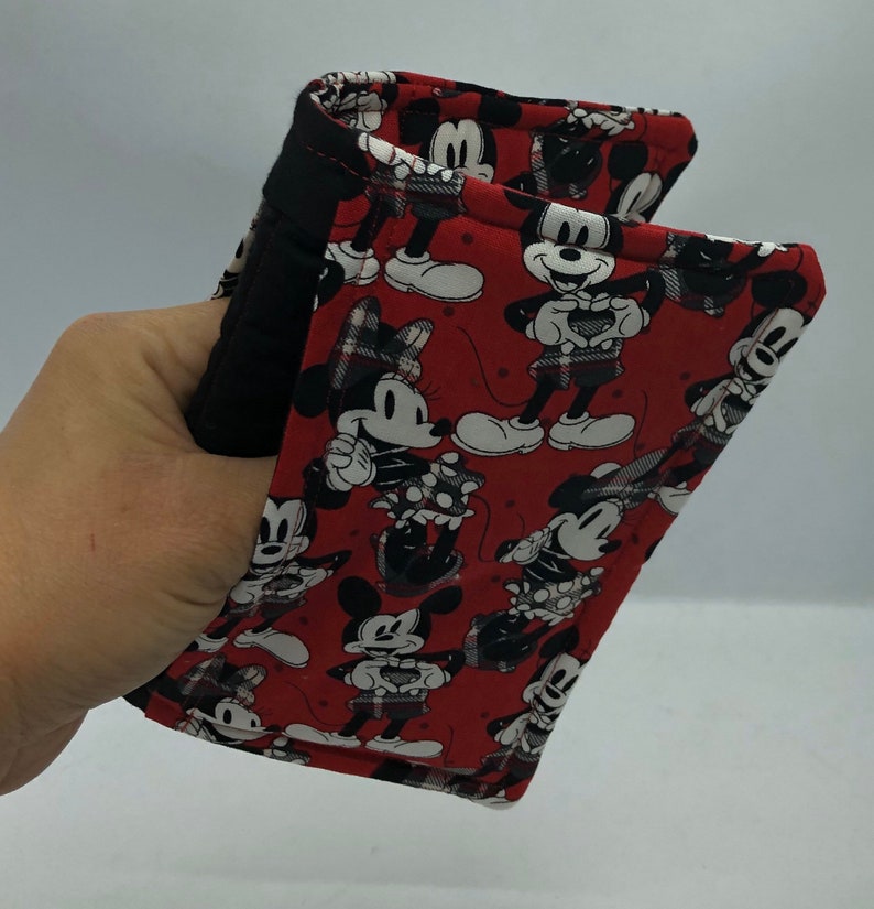2 Mickey /& Minnie Mouse Pocketed Potholders; Quilted Potholders; Handmade Potholders; Unique pot holders; Kitchen Pot holders; Kitchen Decor
