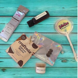Variety Cocktail Kit Gift | Shaker or Drink Pouch Espresso Martini