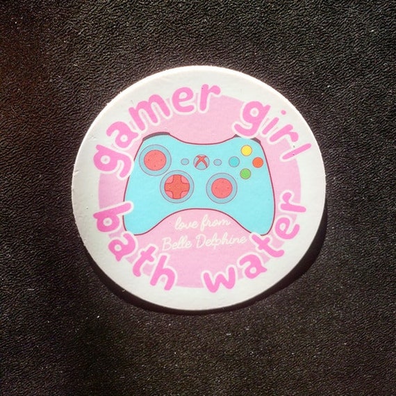 Meme Belle Delphine Gamer Girl Bath Water 3 Vinyl -  Israel