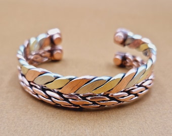 Set of 2 magnetic copper bracelets
