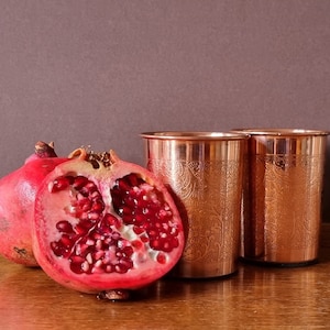 Quality engraved copper glasses. Pure copper glasses handcrafted in India