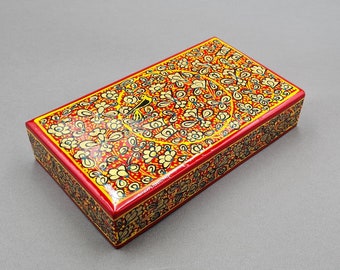 Kashmiri papier mache. Hand-painted lacquered paper box