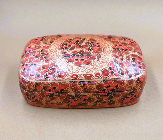 Kashmiri hand-painted Paper Mache box. Decorative gift box