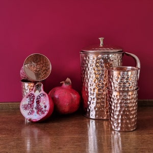 Quality copper jug with four copper glasses. Made of pure copper. image 3