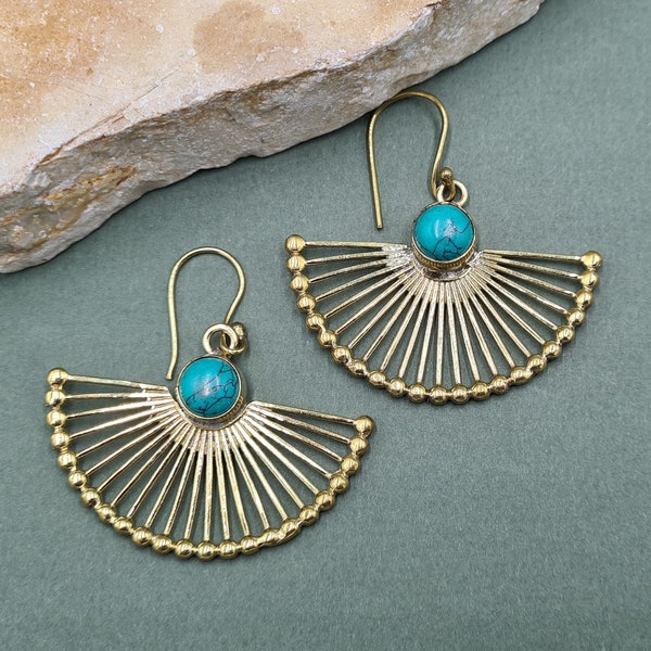 Statement dangle earrings. Made of brass and gemstones earrings
