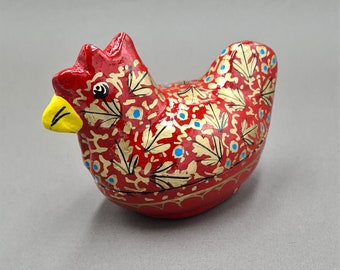 Hand-Painted Paper Mache Hen Box: Indian Artisan Jewelry Box