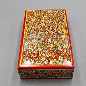 Kashmiri papier mache. Hand-painted lacquered paper box image 5