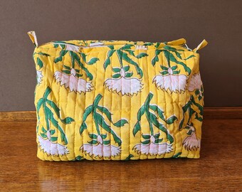 Trousse de toilette indienne en coton matelassé à imprimé bloc