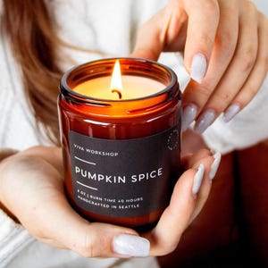 Pumpkin Spice Soy Candle Handmade Fall Candle | Classic Pumpkin & Warm Spice | Cozy Gift for Her or Him | Autumn Favorite Scents