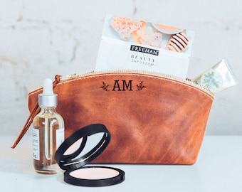 Personalized gift for her | 3rd Anniversary gifts, Leather Cosmetic Bag, Personalized Makeup Bag, Custom Gift for Women, Makeup organizer