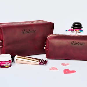 Personalized Valentines Day Gift | Toiletry bag women, Makeup bag for women, Cosmetic Bag Gift for Mom, Travel Makeup Bag for Wife, Dopp kit