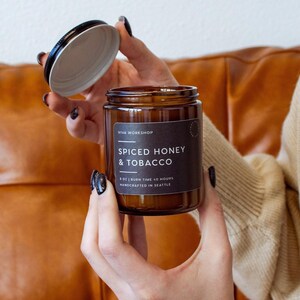 Spiced Honey & Tobacco Christmas Candle | Cozy Lodge Scented Candle for Men | Rustic Holiday Gift for Him | Warm Amber Soy Wax Candle
