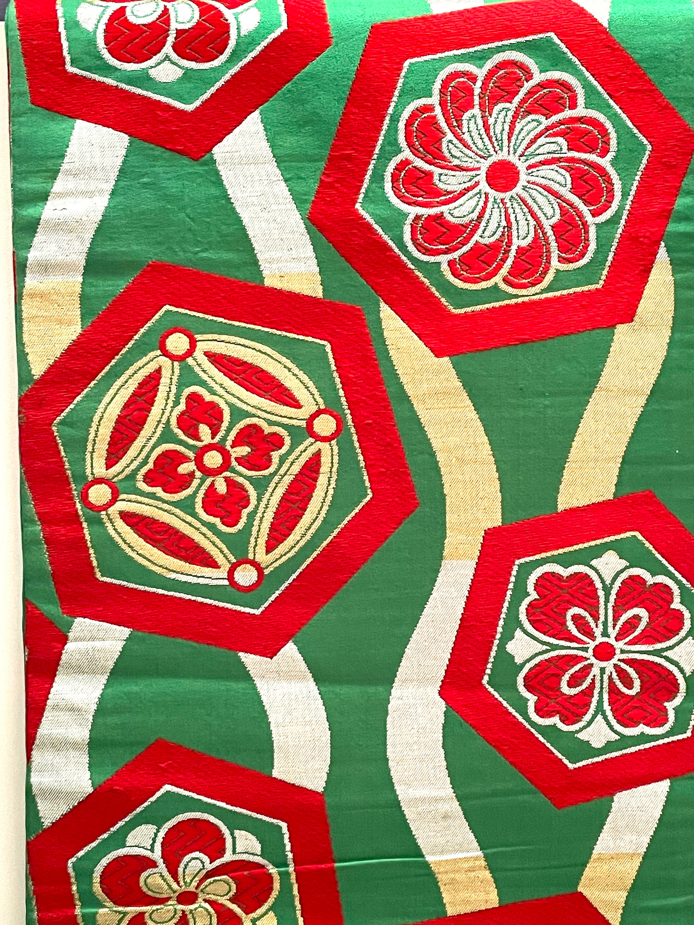 atelier NORIKO Japanese kimono fablic chrysanthemum pattern red bag