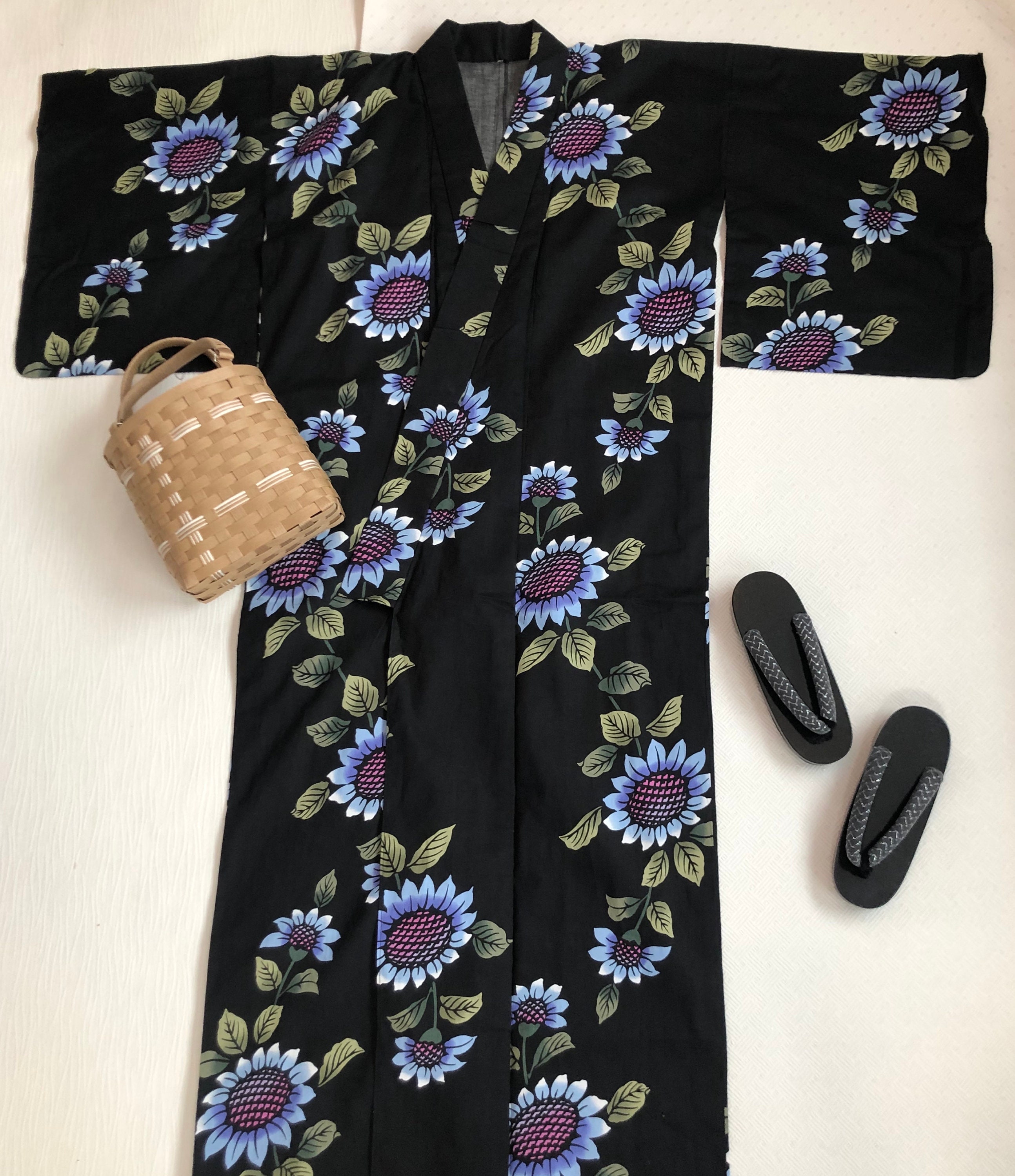 夏用着物浴衣 日本の着物和柄の着物黒の着物花柄の着物花柄羽織 向日葵 | Etsy