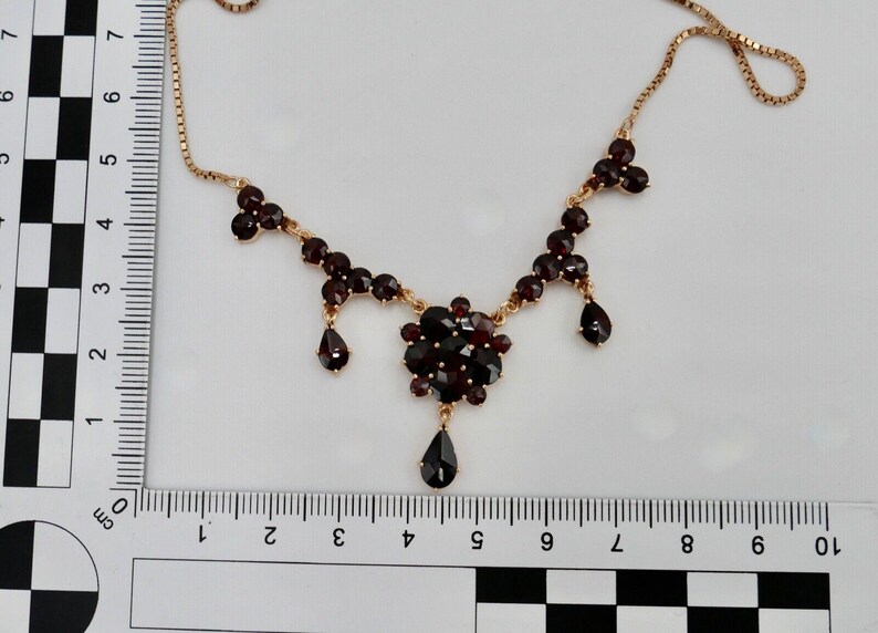 Alte Collier Kette 55cm Rotgold 333 8K Gold mit Granat FBM Venezianerkette