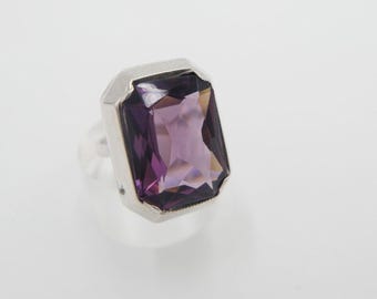 1950s ladies' ring, 835 silver, size 54, with purple glass stone