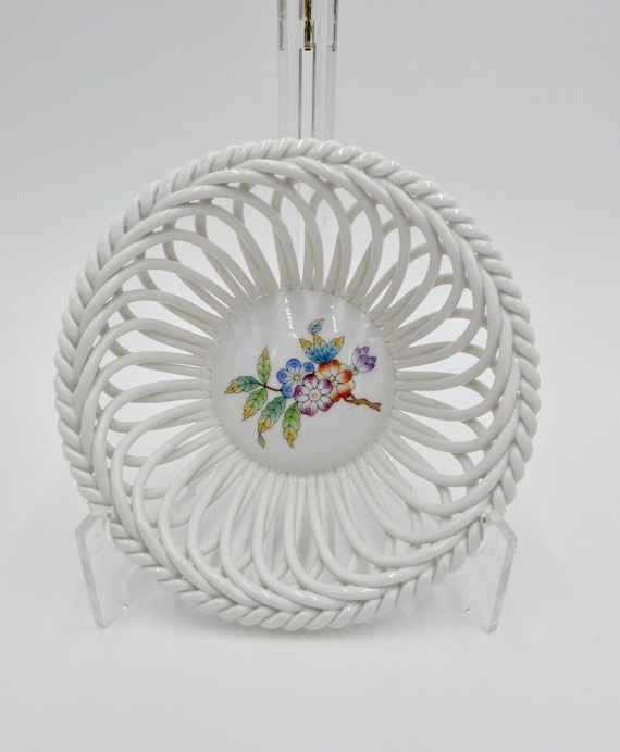 食器 HERENDHVNGARY HANDPAINTED Herend Hungary Basket, Porcelain Open Weave, Hand Painted