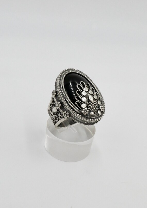 Bague en argent filigrane des ann es 90 avec onyx taille BD. 60 US