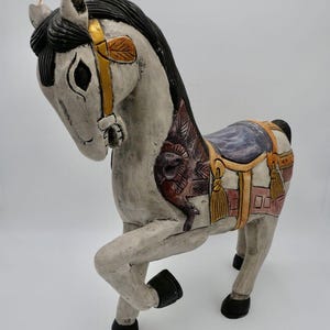 Old solid wooden horse 51 x 49 cm probably unique 4.5 kg