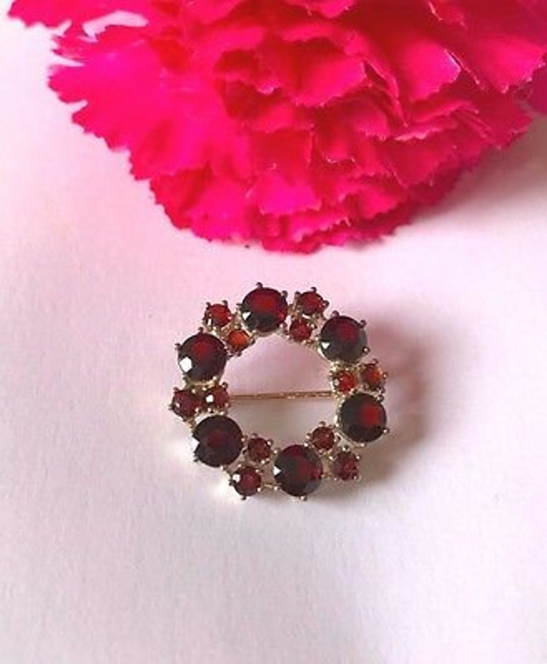 Extravagant Gold Garnet Brooch Needle 333 8 Carat TOP Approx 4 Ct