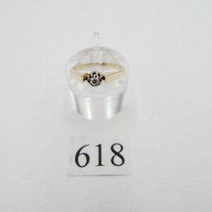 Classic solitaire diamond yellow gold ladies&#39; ring 0.06ct 585 14K size 53 VVS TW