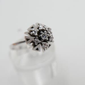 White gold ring triangle motif 585 14K with diamond & zirconia 0.22 ct size 59