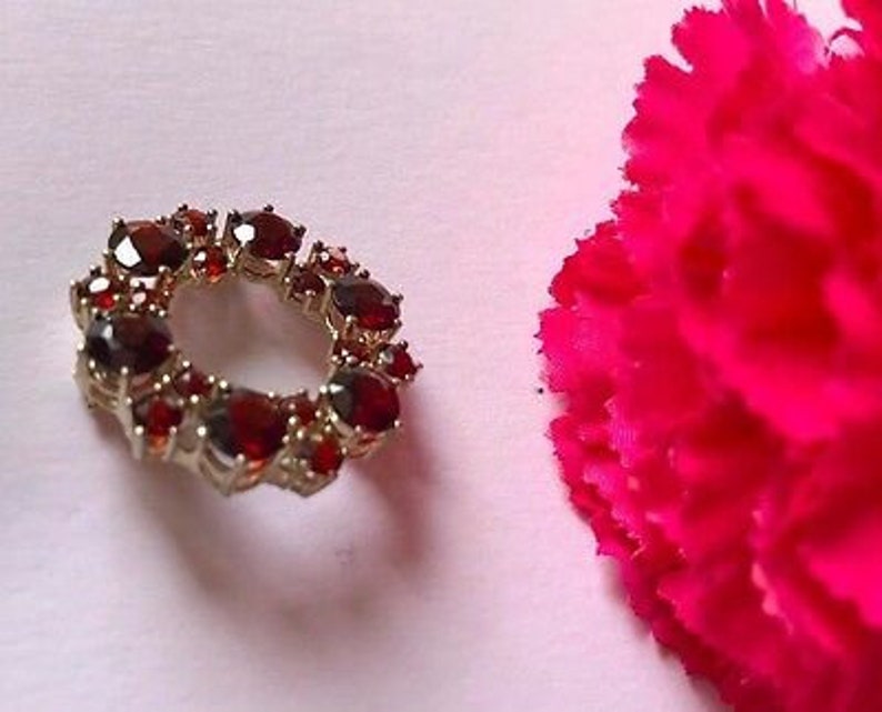 Extravagant Gold Garnet Brooch Needle 333 8 Carat TOP Approx 4 Ct