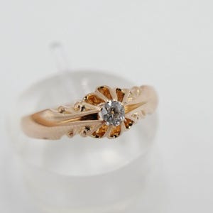 Antique solitaire ladies&#39; red gold ring 585 14K size 57 with diamond in oval cut 0.13 ct