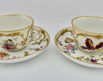 2 antique KPM collector cups with floral painting and gold rim 1849 - 1870