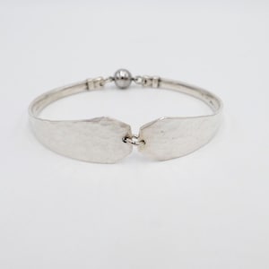 80s silver 900 bracelet hammered magnetic clasp V.S.F