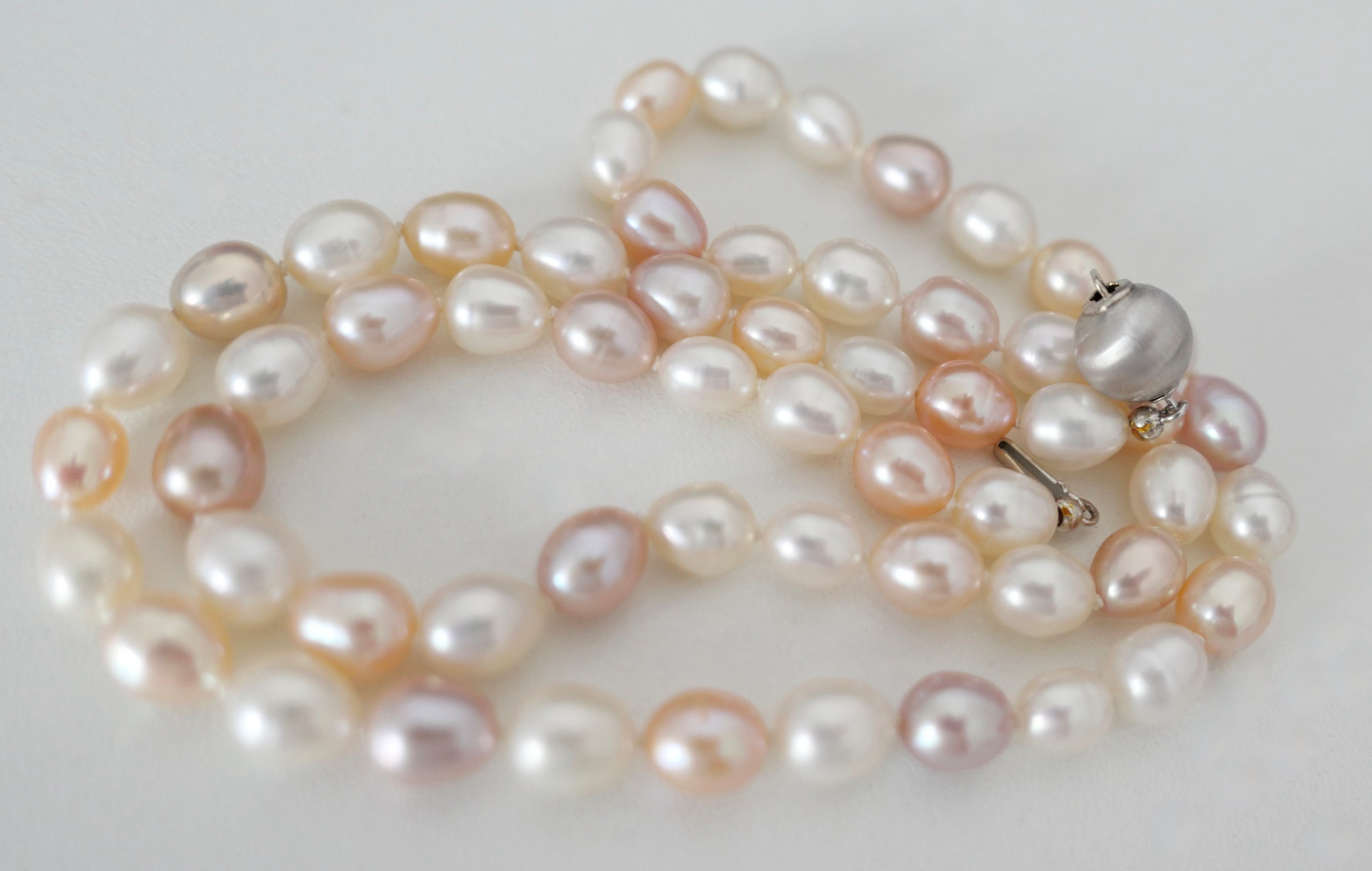 Pink akoya pearls sale